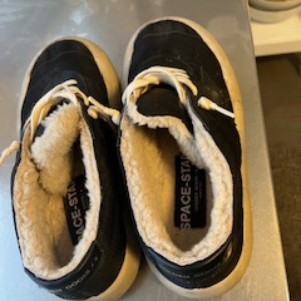 Golden Goose Women Sneakers - Picture 5 of 9